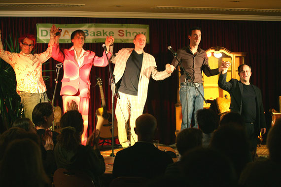 Die umjubelte Premiere fand am 8.10.08 in der Kleinkunstbühne im Kräutergarten statt.