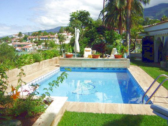 Exclusive Villa mit Pool und Garten in Puerto de la Cruz auf teneriffa.