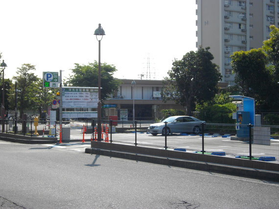 駅前駐車場