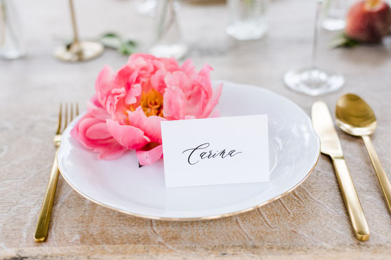 Namensschilder auf Hochzeiten