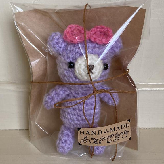 子熊ちゃんリボン」のあみぐるみ、ネコポスで送れる？検証してみました