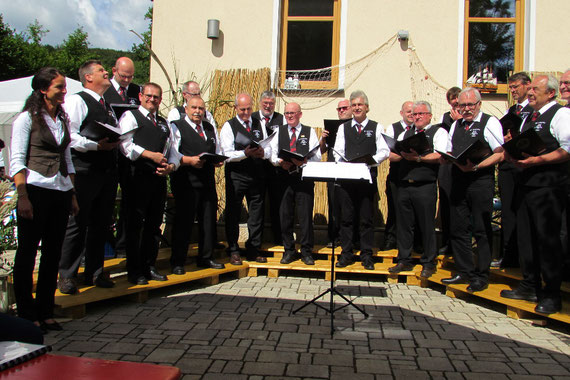 Serenade des MGV Gersdorf in Entenberg 2016