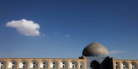 Die Kuppel der Lotf Allah Moschee auf dem Imam Platz.