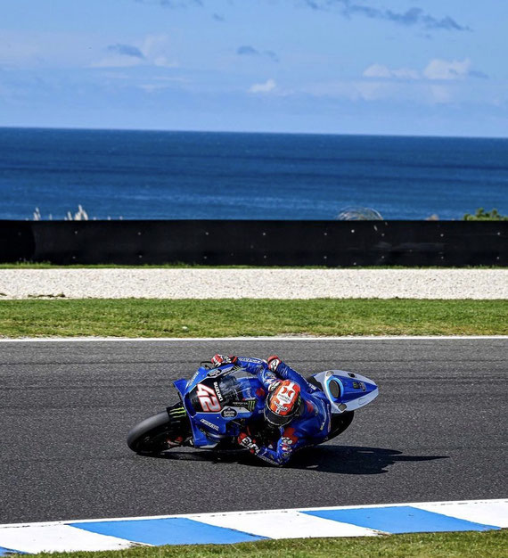 Alex RINS dans ses oeuvres à Phillip Island