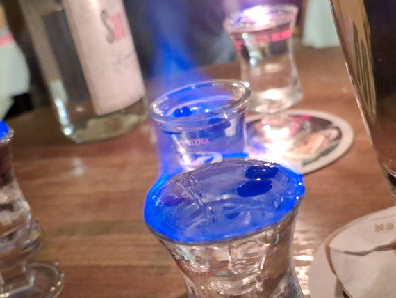 Laborregel Nr. 1: Heißes Glas sieht genauso aus wie kaltes Glas!