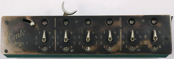 Ábaco de círculos CONTO (patentado inicialmente  por Johannes Aumund en 1905), modelo C con 6 diales, nº de  serie 774, fabricado por Carl Landolt en Thalwil (cantón de Zúrich, Suiza), año 1912, 27x7x4 cm. Precio estimado 1000 €