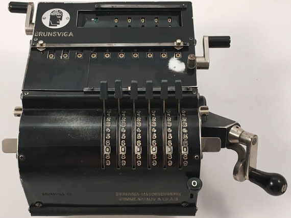 BRUNSVIGA 10, Brunsviga-Maschinewerke, Grimme, Natalis & Co, A-G, s/n 153349, capacidad 6x5x10, año 1932, 23x18x8 cm