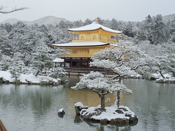 年に数回の雪景色が楽しめる京の冬