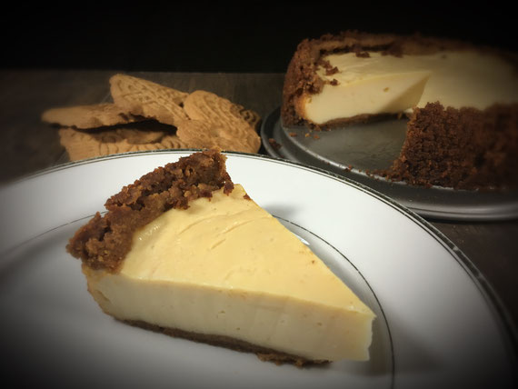 Weihnachtlicher Käsekuchen mit Spekulatius Boden aus dem Thermomix vegan