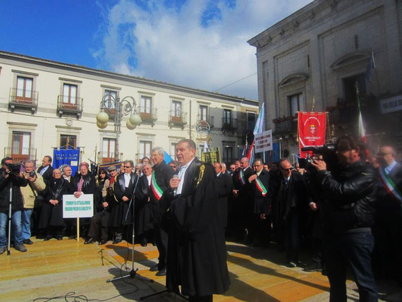 Inizio degli interventi conclusivi - Piazza Garibaldi