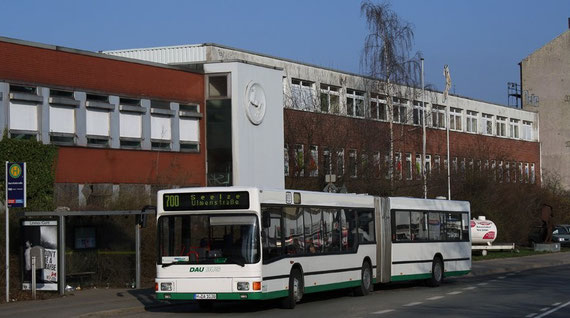 ...mit dem 700erter leicht zu erreichen (Haltestelle Steinfeldstr.).