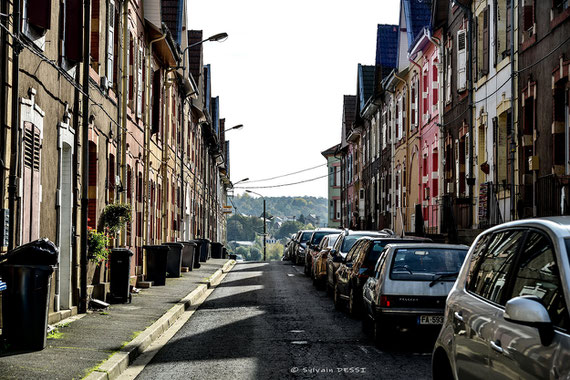 Je suis né et j'ai vécu une grande partie e mon enfance dans la cité ouvrière dde Gouraincourt e Gouraincourt 