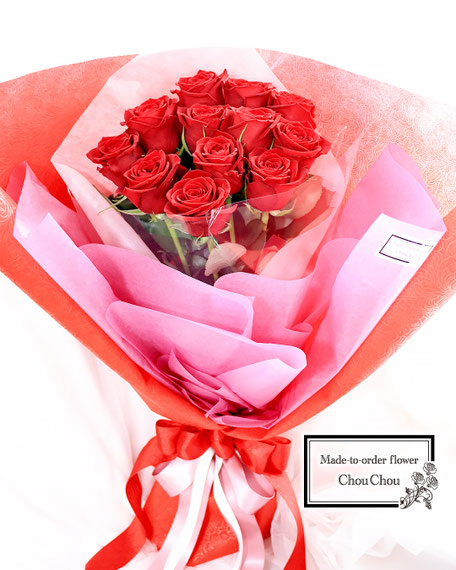 ディズニー　プロポーズ　花束　１２本　赤薔薇　ダズンローズ　ミラコスタ　オーダーフラワー　シュシュ　ChouChou