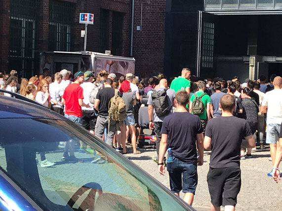 Many people are waiting for the grand opening