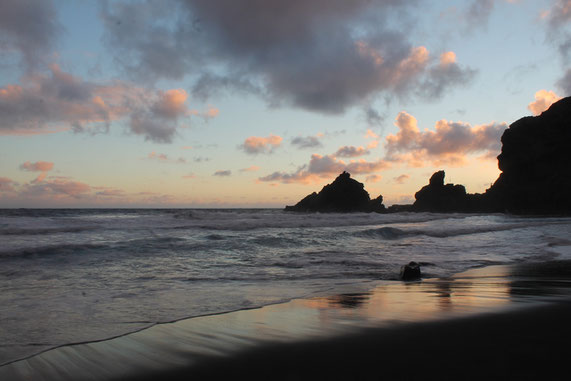 Amanece en la Playa de Nogales, Puntallana