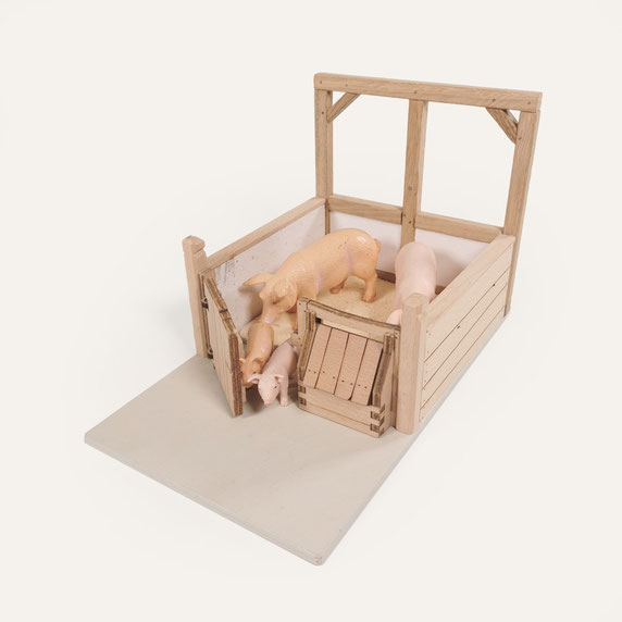 Stallbox aus Holz – passend für Schleich® Figuren