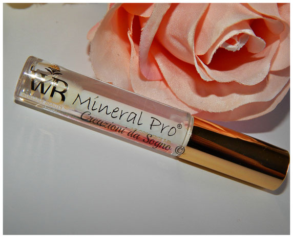 Mineral Gloss Kiss