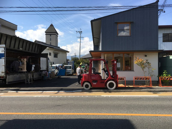 ベーカリーショップ　クロリ・BREAD＆LIFE　店舗併用住宅　松本市　新築工事　長野県松本市の建築家　建築設計事務所　機器搬入設置　現場監理