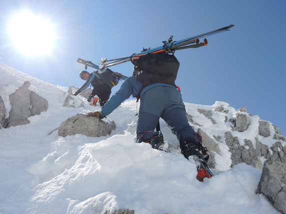 Anspruchsvolle Skitouren, extreme skitouren mit Bergführer, skitour mit Steigeisen, skitour mit klettern, extreme skitour with mountainguide, steep skiing, zederhaus, lungau, salzburg, skiführer, guide, 