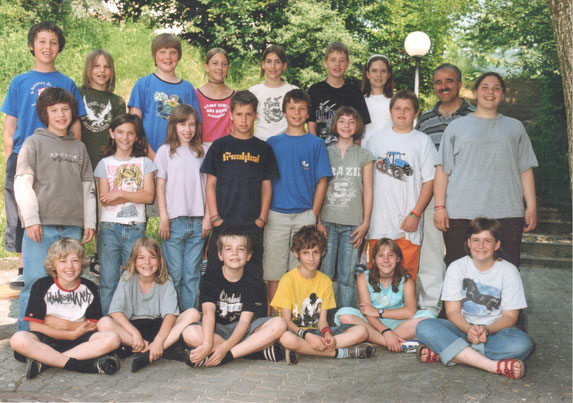 5. Klasse Schuljahr 2005/06; Lehrer: Christoph Benz  (Foto Bachmann)