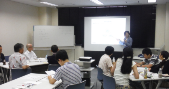 提案書の書き方の基本についてレクチャーを受けます