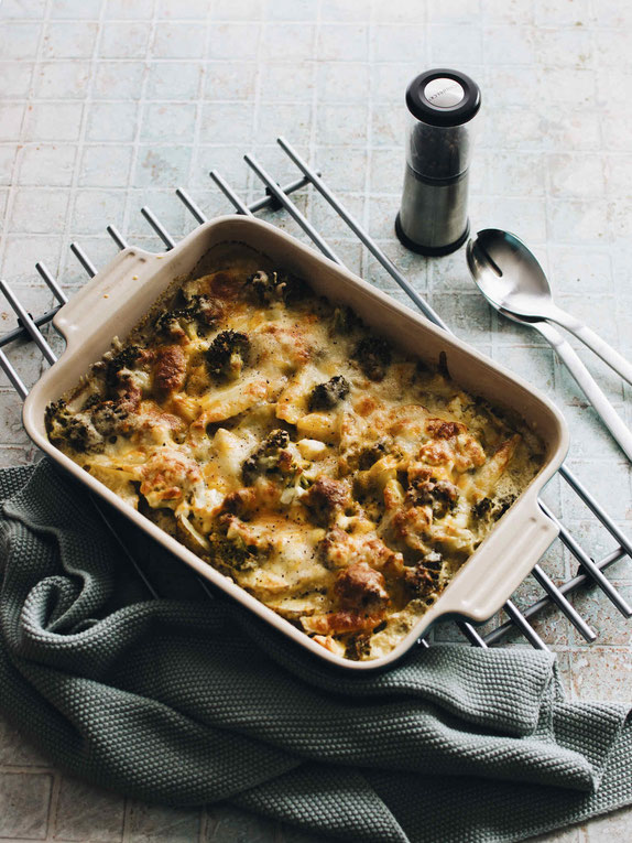 ÜBERBACKENER BROCCOLI-KARTOFFEL-AUFLAUF