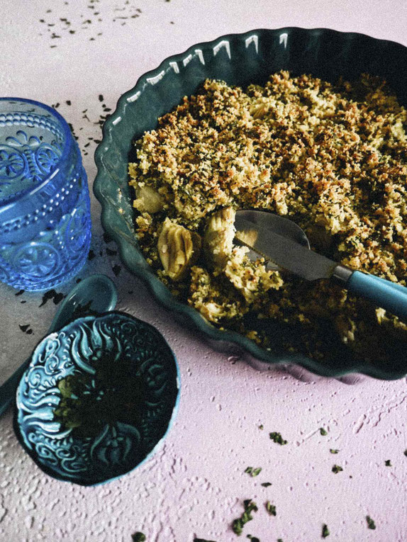 ARTISCHOCKEN-HERZEN ÜBERBACKEN MIT PARMESAN-PANKO-PETERSILIEN BRÖSEL