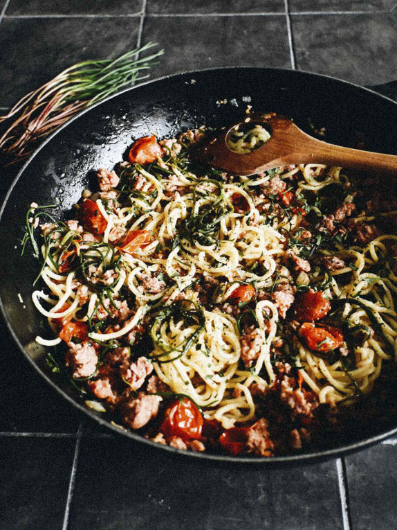 SPAGHETTI MIT MÖNCHSBART & SALSICCIA