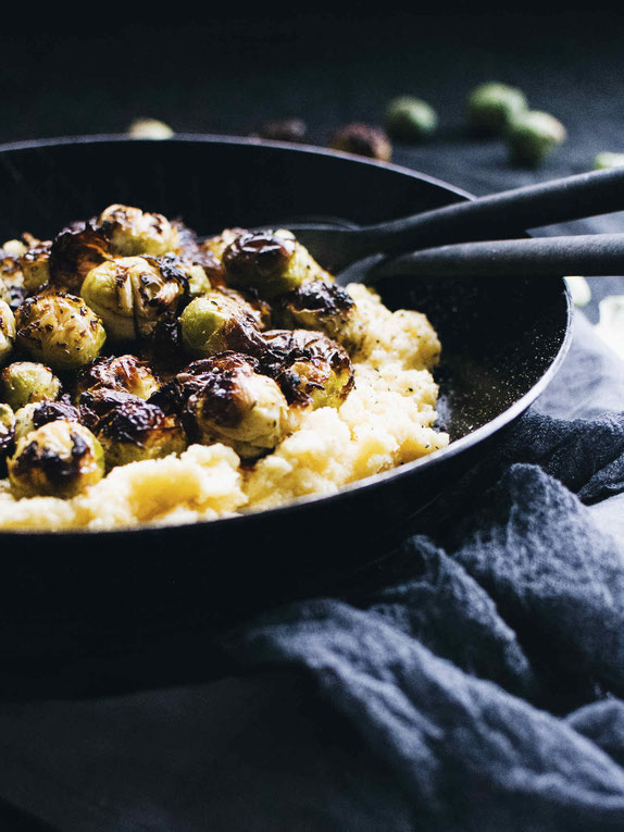 OFEN-ROSENKOHL AUF POLENTA