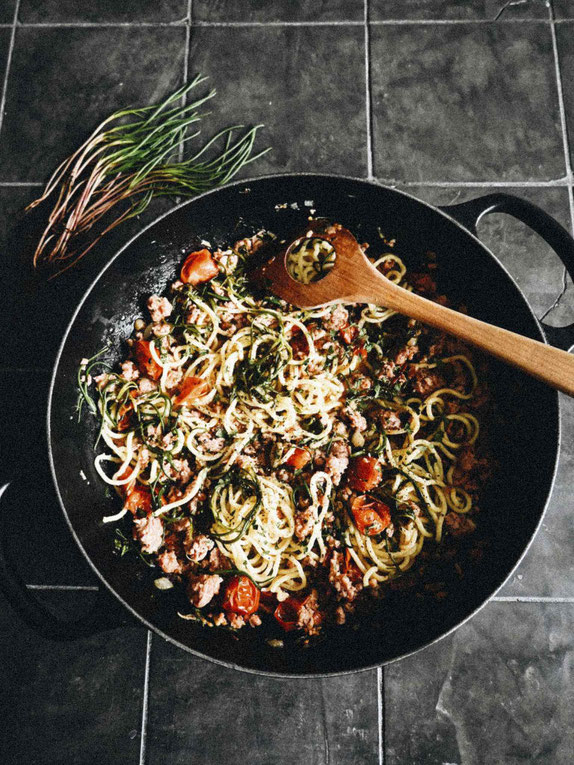 SPAGHETTI MIT MÖNCHSBART & SALSICCIA