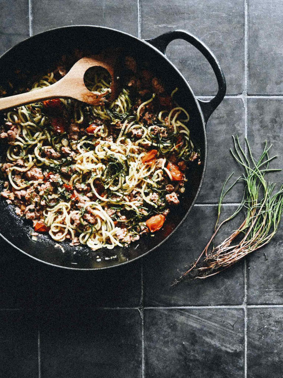 SPAGHETTI MIT MÖNCHSBART & SALSICCIA