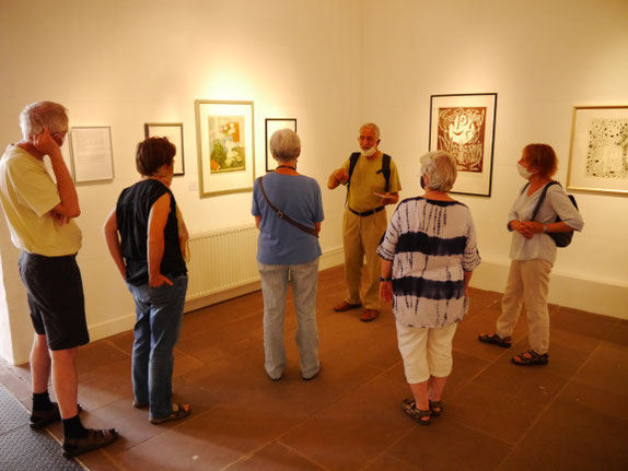 Mitte August 2020: "Kreative Woche" im QuäkerHaus. Tiefdruck, Flachdruck, Hochdruck - was es alles für Verfahren gibt! Ausflug zu der Ausstellung Picasso-Matisse in Schwalenberg.