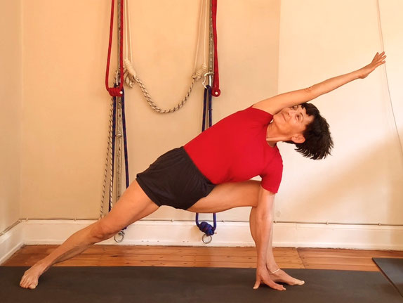 Yogabeginner, Iyengaryogaanfänger, Iyengaryogahamburg, Iyengaryogaonline,Yogabasis, Anfängerklasse, Christinebader
