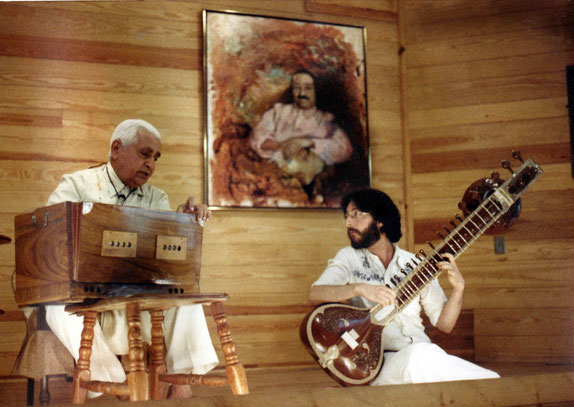 Late 1970s - Michael accompaning Adi K. Irani at the Meher Center, Myrtle Beach, SC.