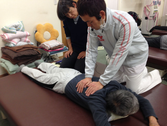 リハビリ施術　リハビリ教室　リハビリスクール　マヒ回復リハビリ教室きゃっちぼーる