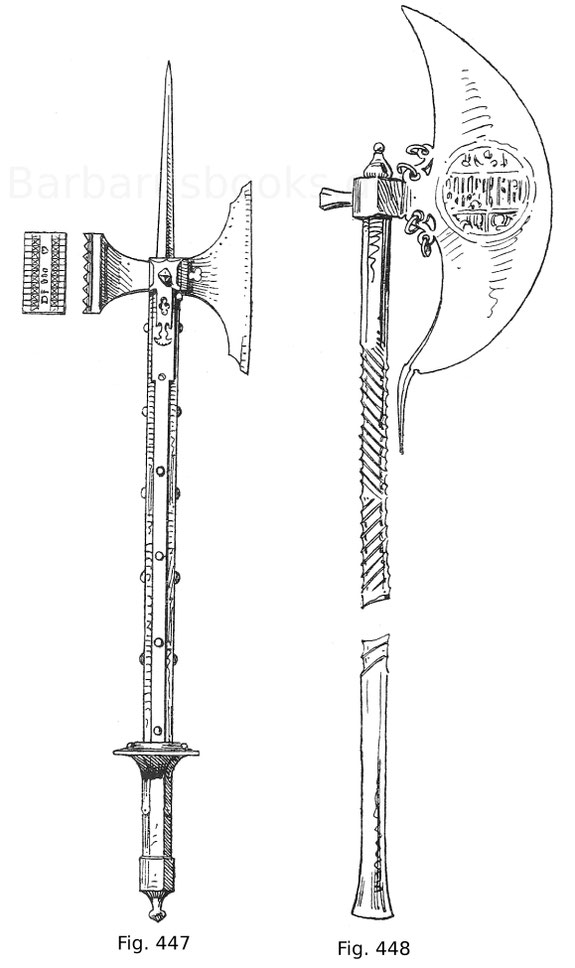 Fig. 447. Streithacke für Fußknechte mit Stoßklinge und Hammer mit diamantierter Schlagfläche, dazwischen eine Inschrift. Anfang 15. Jahrhundert. Sammlung W. H. Riggs. Nach Viollet-le-Duc.  Fig. 448. Streitaxt des Sultans der Mameluken in Ägypten Muhammed