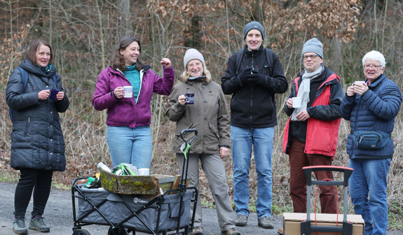 Bild: Das Projektteam Susann Rothweiler, Yvonne Roscher, Hildegard Gölzer, Michael Mertens, Uwe Schmietainski, Gabi Thomas, Thomas Gölzer (nicht auf dem Bild, weil er es fotografiert hat)