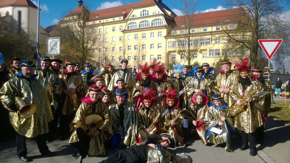 Karneval in Venedig - seit 2013 die neue Fasnetsuniform der Musikkapelle Reute-Gaisbeuren