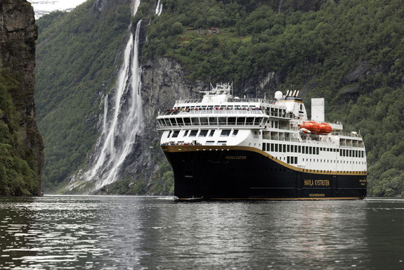 Havila Castor im Geirangerfjord