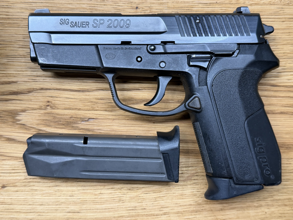 Pistole SIG SP2009 Kantonspolizei Luzern kaufen 9x19 9mm Para