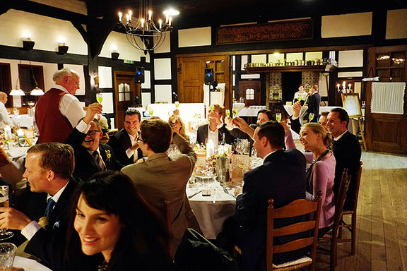 Hochzeitsfotografie von den Gästen auf der Hochzeit in Cloppenburg