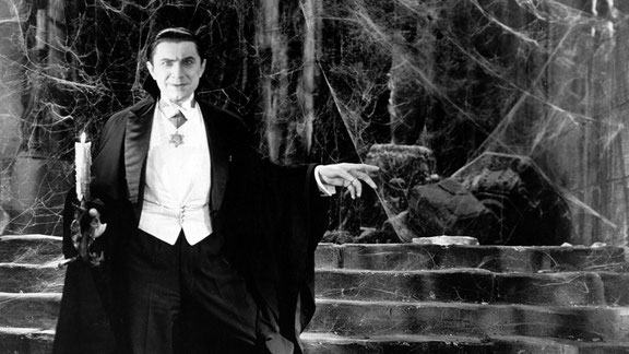 L'affascinante Conte Dracula interpretato da Bela Lugosi nel 1931