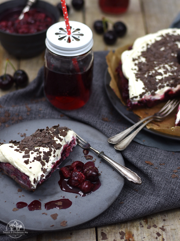 Schattenmorellen Sauerkirschen Torte