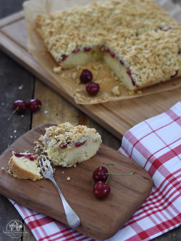 Kirschkuchen mit Haferstreuseln