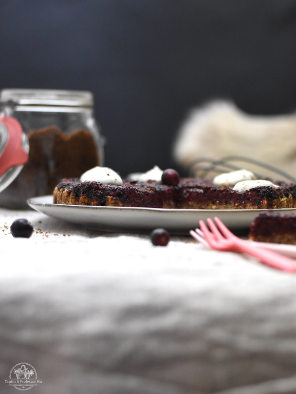 Vegane Cranberry-Tarte mit Pekanüssen & Ingwer