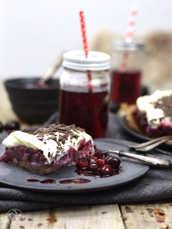 Schattenmorellen Sauerkirschen Torte