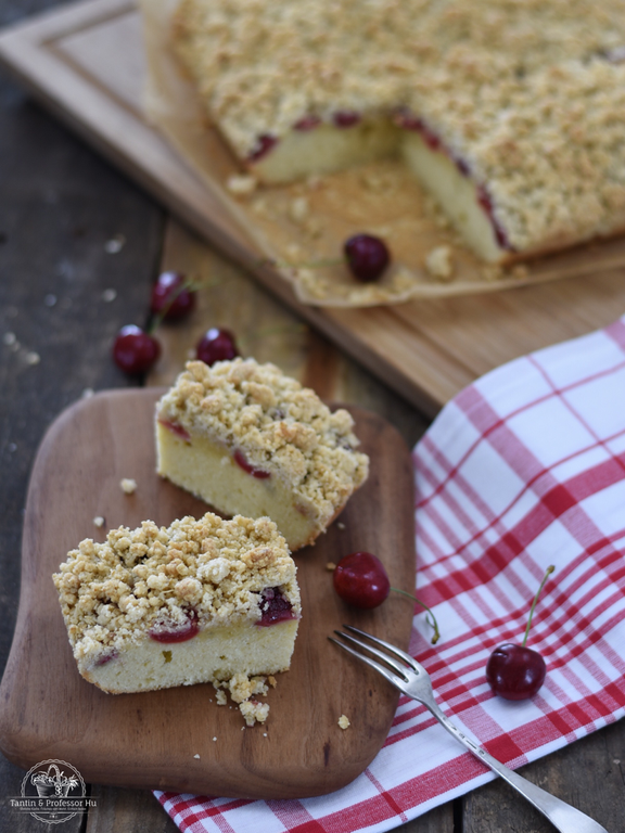 Kirschkuchen mit Haferstreuseln