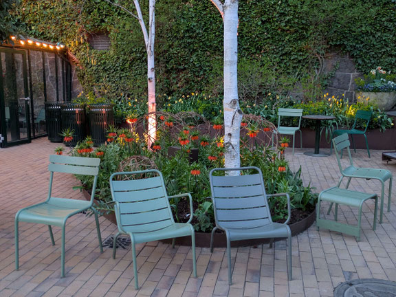 Gartenstühle im Tivoli (Urlaubsstimmung). Foto: privat