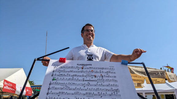 So sah der Auftritt des MBO beim Frühschoppen der Oppauer Kerwe übrigens aus Musiker-Sicht aus! (Bildrechte: MBO)