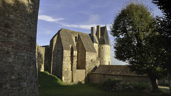 Bild: Château de Sainte-Suzanne in Sainte-Suzanne-et-Chammes im Département Mayenne